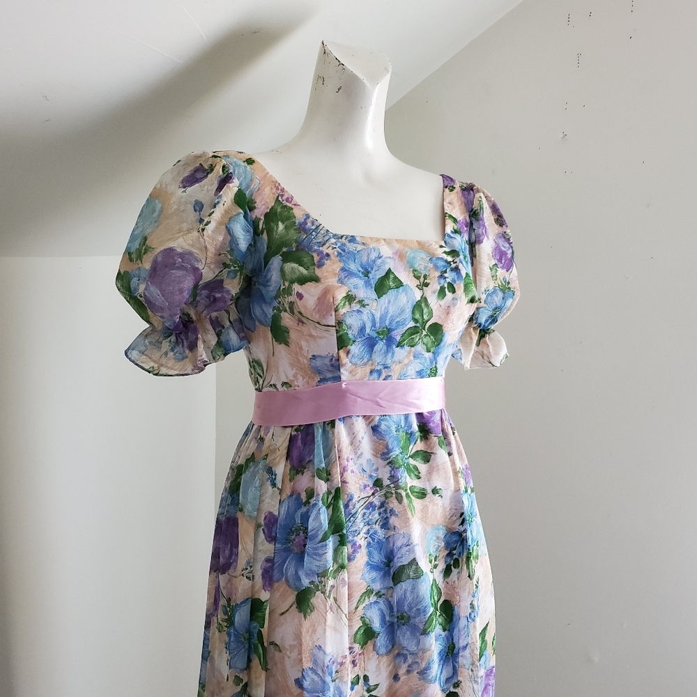 70s Vintage Floral Print Maxi Dress - Picture 2 of 12